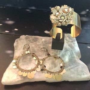 Earrings and Bracelet Set. Gold tone, unique